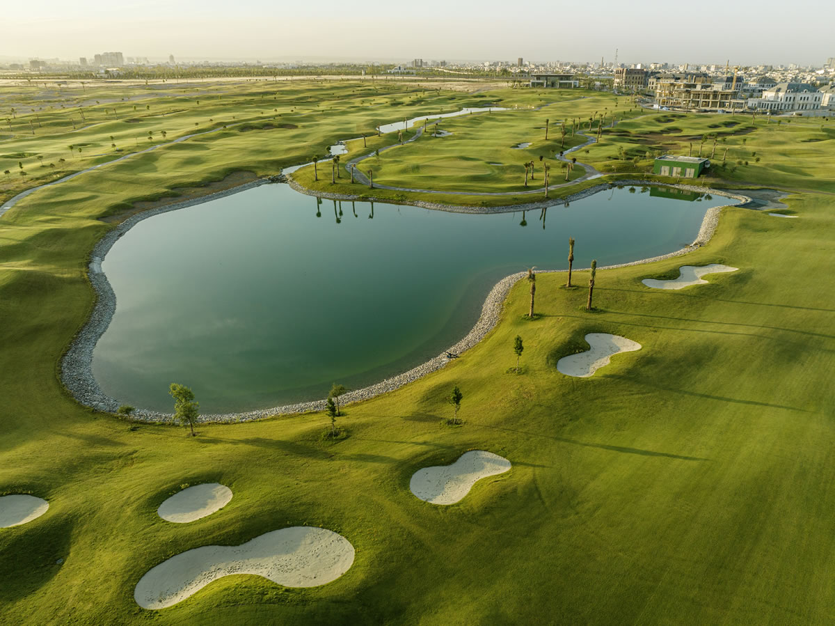 Golf Course Lake Bunkers